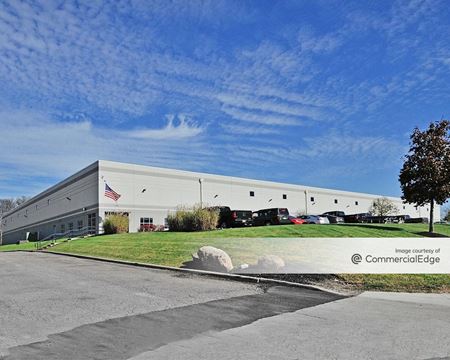 Industrial space for Rent at 545 Mondial Pkwy in Streetsboro
