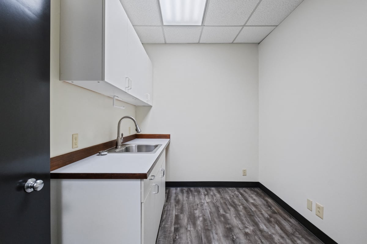 2,415 SF Office Space in Redmond, WA Photo
