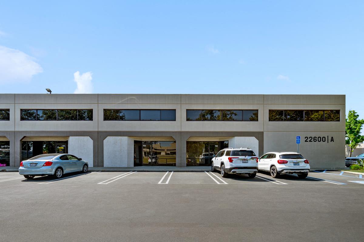 Cañada Business Center