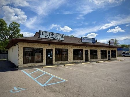 Photo of commercial space at 5735 South Cedar Street in Lansing