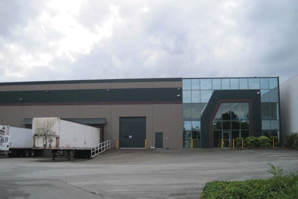 7861-7878 82nd & 7848 Hoskins