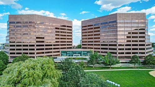 Venture X - Chicago - Oak Brook