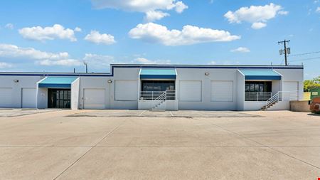 Photo of commercial space at 7501 Calmont Ave in Fort Worth