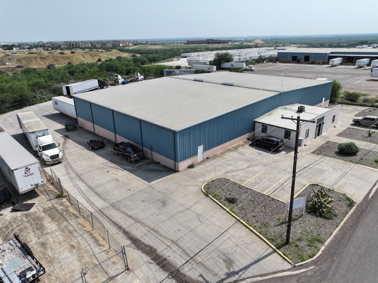 711 Enterprise St, Laredo, TX 78045