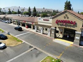 La Sierra Plaza