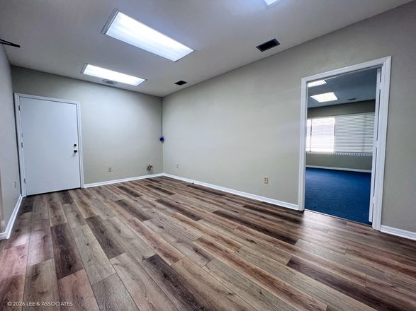 4432 NW 23rd Avenue, Suites 7 & 9