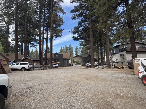 937 3rd St 4plex w/ Commercial Yard