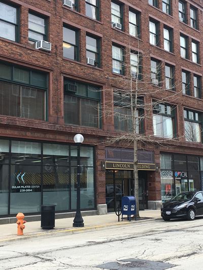 44 E Main St
