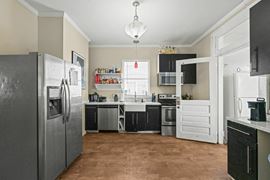 123 Park Ave / 1306 Flint Pl