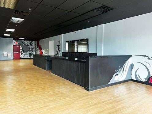 2710 Philadelphia Pike