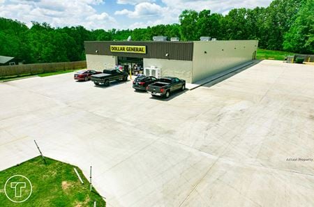 Photo of commercial space at 276 Laurel Lake Rd N in London