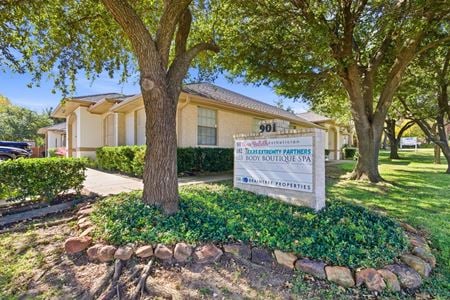 Other space for Rent at 901 W Wall Street in Grapevine