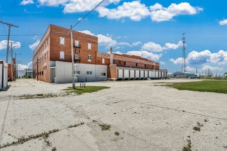 Industrial space for Rent at 320 S Washington St in Hutchinson