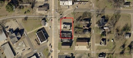 Retail space for Sale at 1122 North State Line Avenue in Texarkana