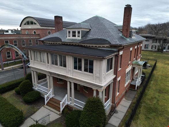 Rose Cottage Professional Building