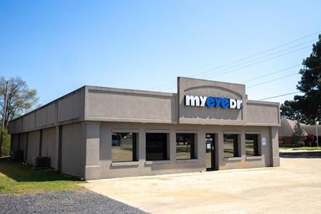 Healthcare space for Sale at 208 Morrow Street S in Mena
