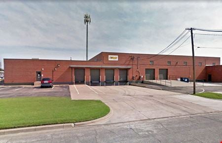 Industrial space for Rent at 2940 S. Minneapolis Avenue in Wichita