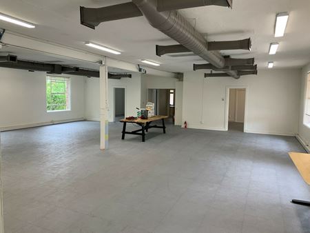 Photo of commercial space at 25 N Mentor Ave in Pasadena