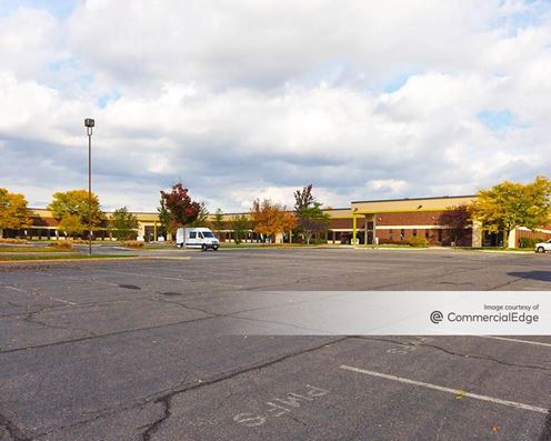 Raritan Center Business Park - 300 Columbus Circle & 400 Raritan Center Pkwy