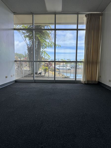 Photo of commercial space at Hilo Medical Centre in HILO