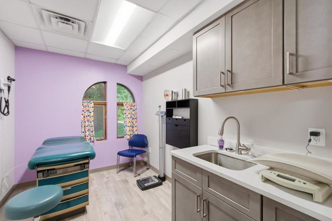 5873 Allentown Road – Suite 36