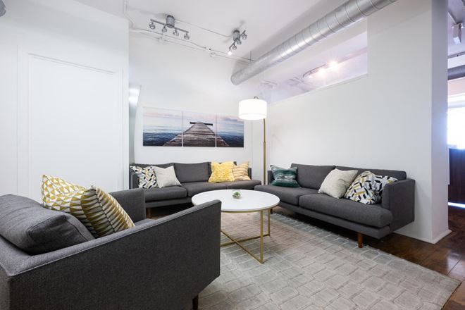 372 Bay Street Suite 1703