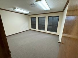 1617 Greenbriar Place