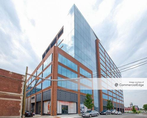 320 North Sangamon Street