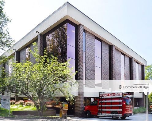 30 Buxton Farm Road