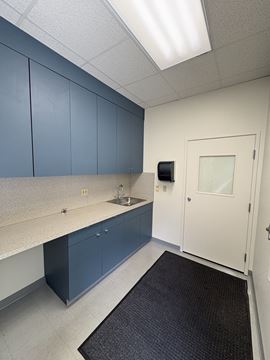 1230 W Candletree