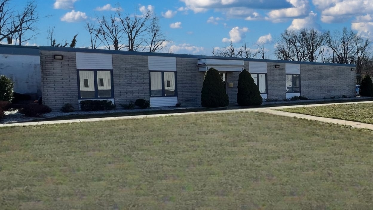 5 Shirley Ave, Somerset, NJ 08873
