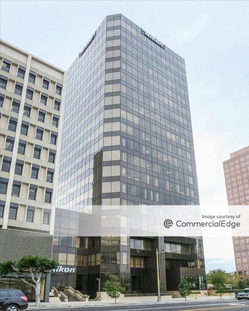 6420 Wilshire