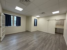 400 Old Forge Ln, STE 408