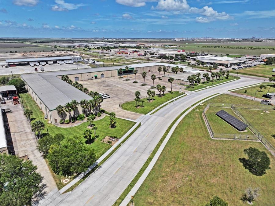 5655 Bear Lane - Bear Lane Plaza