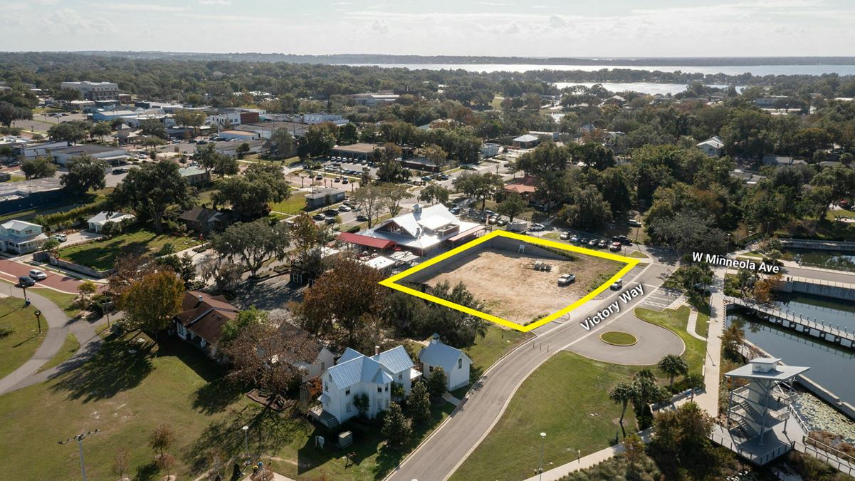 Clermont CBD Approved Apartment Site/Commercial Lot