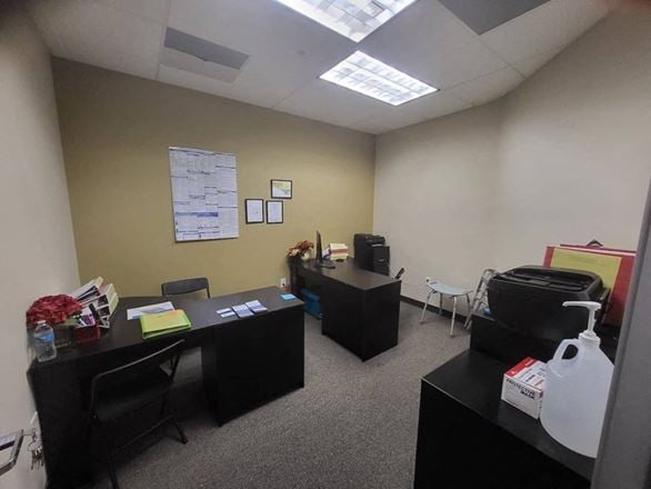 Valencia Office Suites