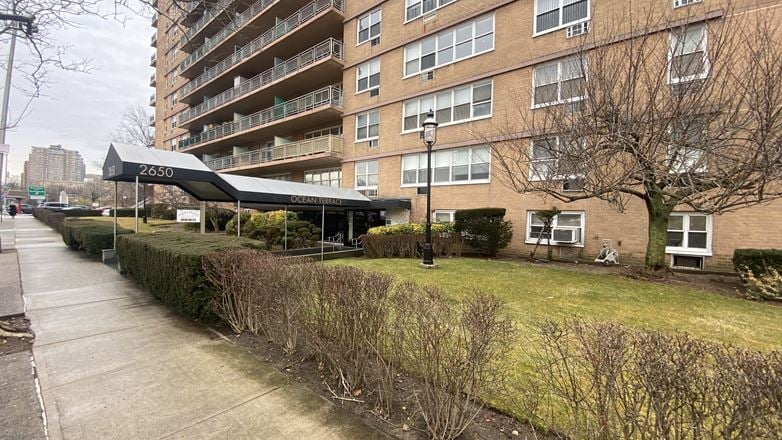 2650 Ocean Pkwy, Unit LA
