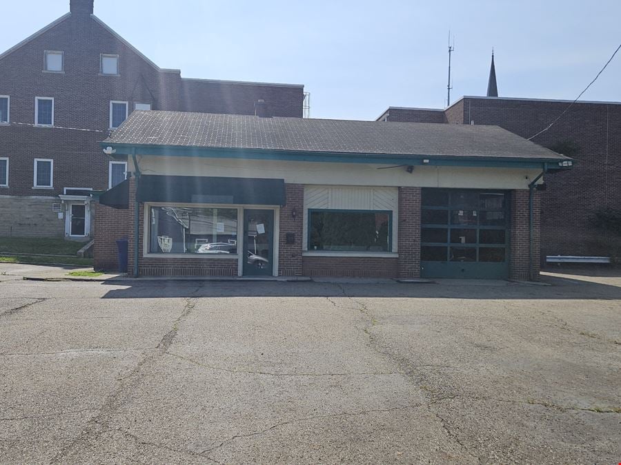 35 East Central Ave.