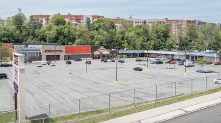 Yonkers Shopping Center - Yonkers