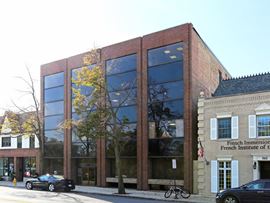 560 Green Bay Rd