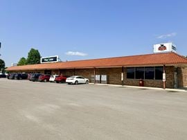 Villa Shopping Center