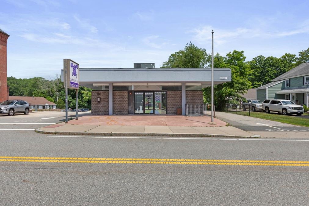 Stand-alone Retail, Office or Restaurant Space for Lease in Merrimac, MA