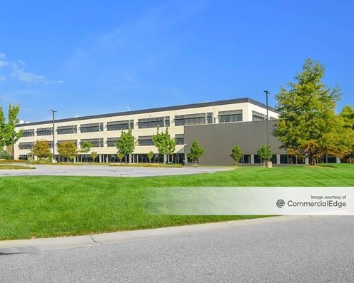 Farmer's Insurance - Kraft Meadows & Print Distribution Center
