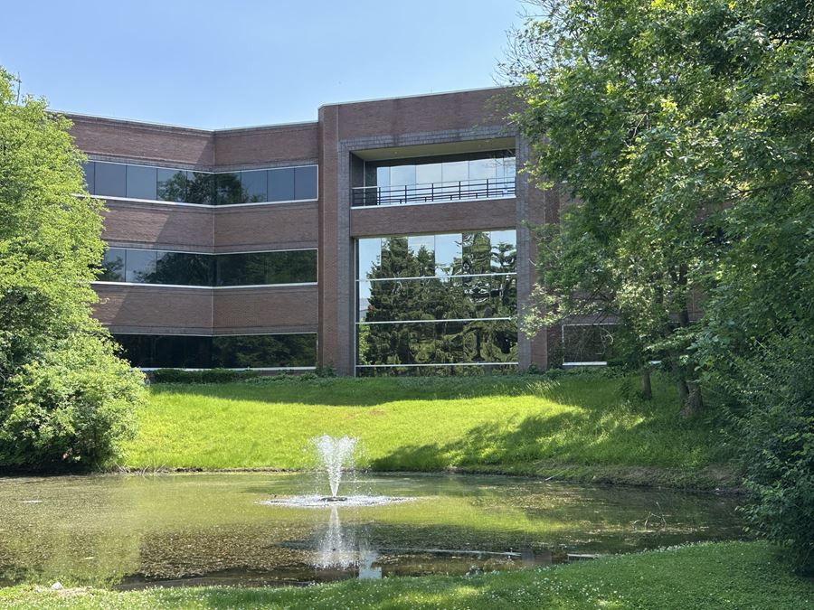 8330 Allison Pointe Trail