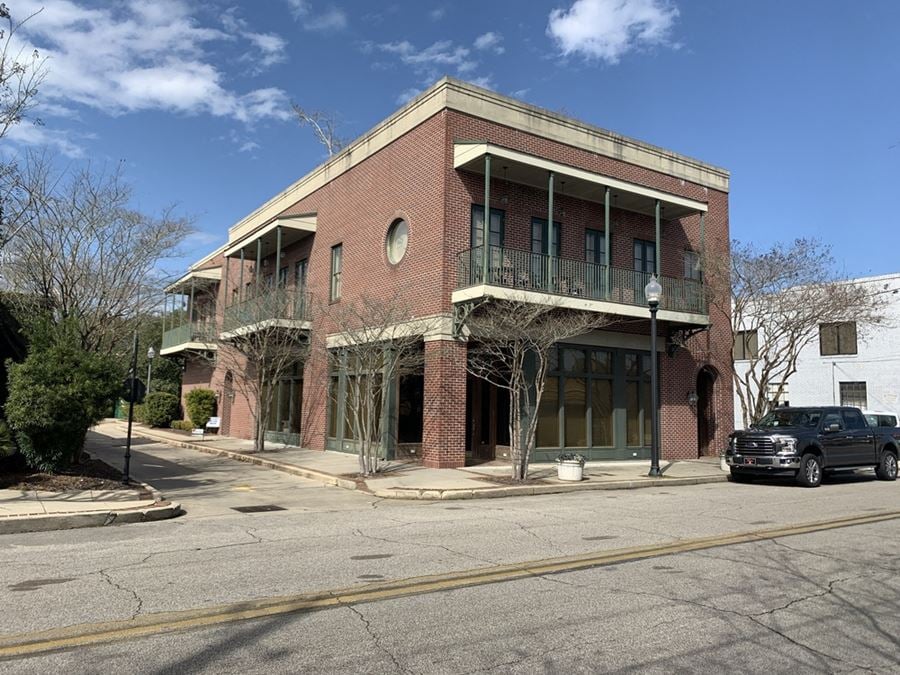 Mixed Use Building Downtown Hattiesburg 100 Walnut Street