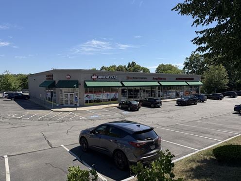 Boston Post Road West Retail Center