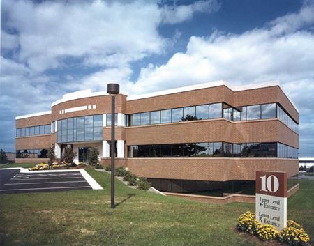 Commercial space for Rent at 10 Corporate Circle in New Castle