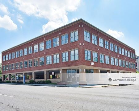 Office space for Rent at 815 West Broad Street in Columbus
