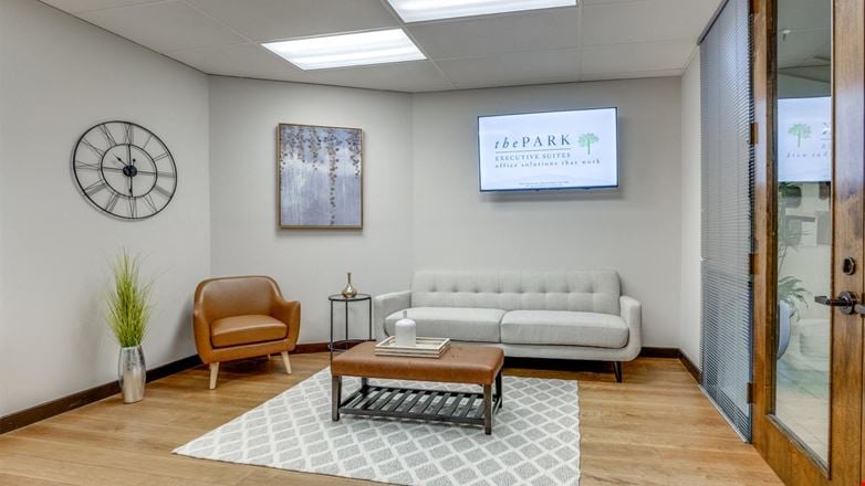 10707 Corporate Dr - Executive Suites