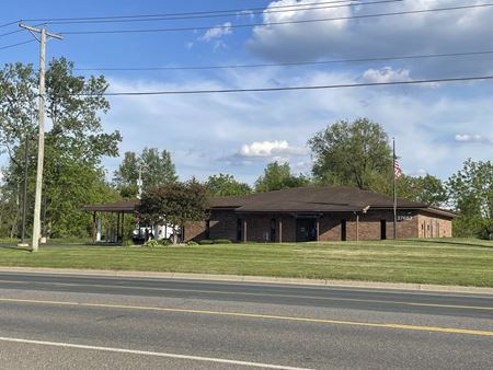 37678 W. Red Arrow Highway - Paw Paw